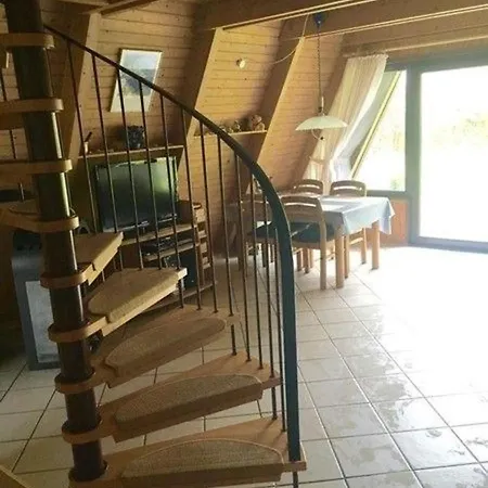 Ferienhaus Spitzdachferienhaus Mit Schwedenofen Und Garten *